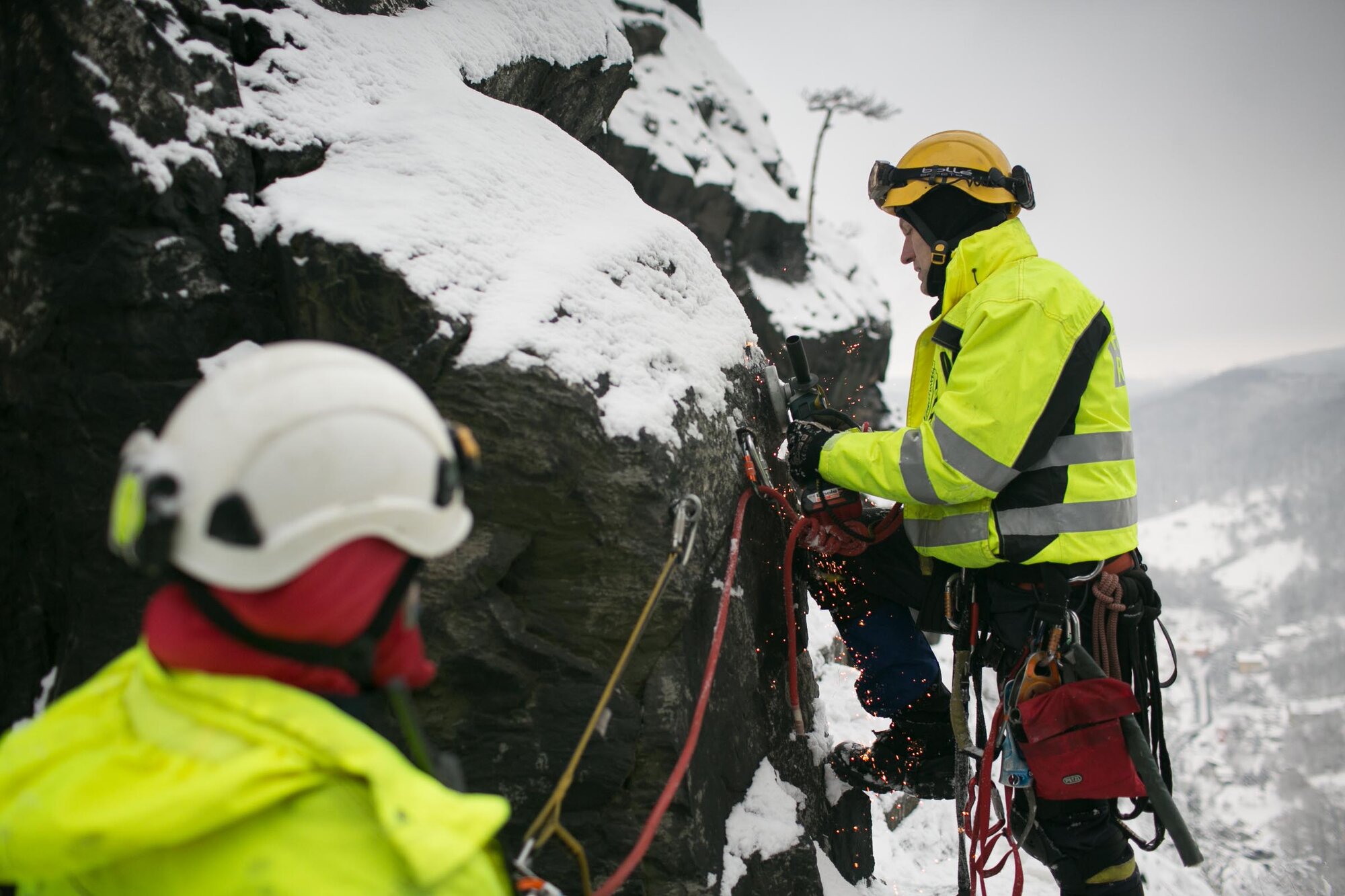 demontáž prvků ferrat na Vrabinci, foto: Stanislav Mitáč