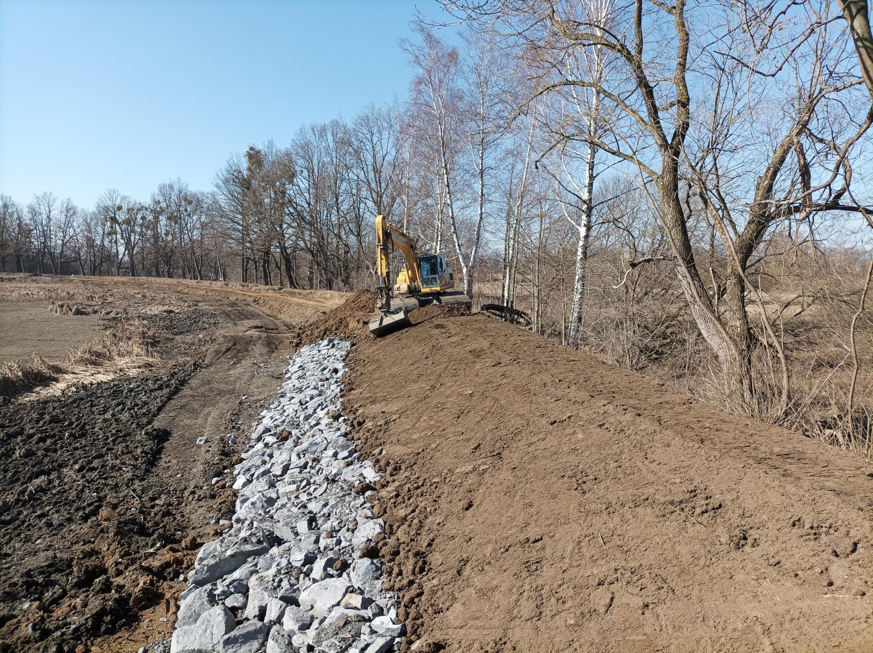 Úprava hráze rybníka Kotvice
